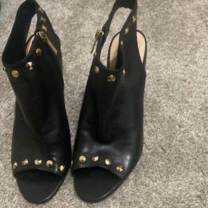 Vince Camuto Black Gold Studded heels side zipper